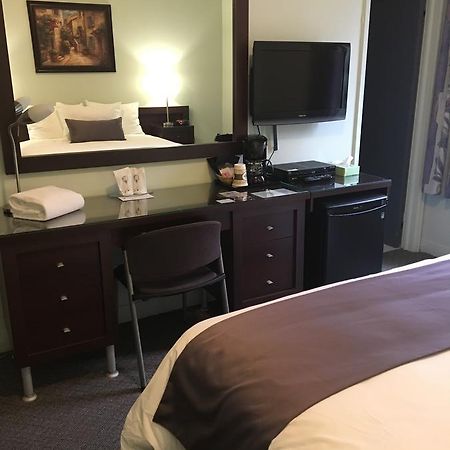 Auberge Centre Ville Chicoutimi Kültér fotó