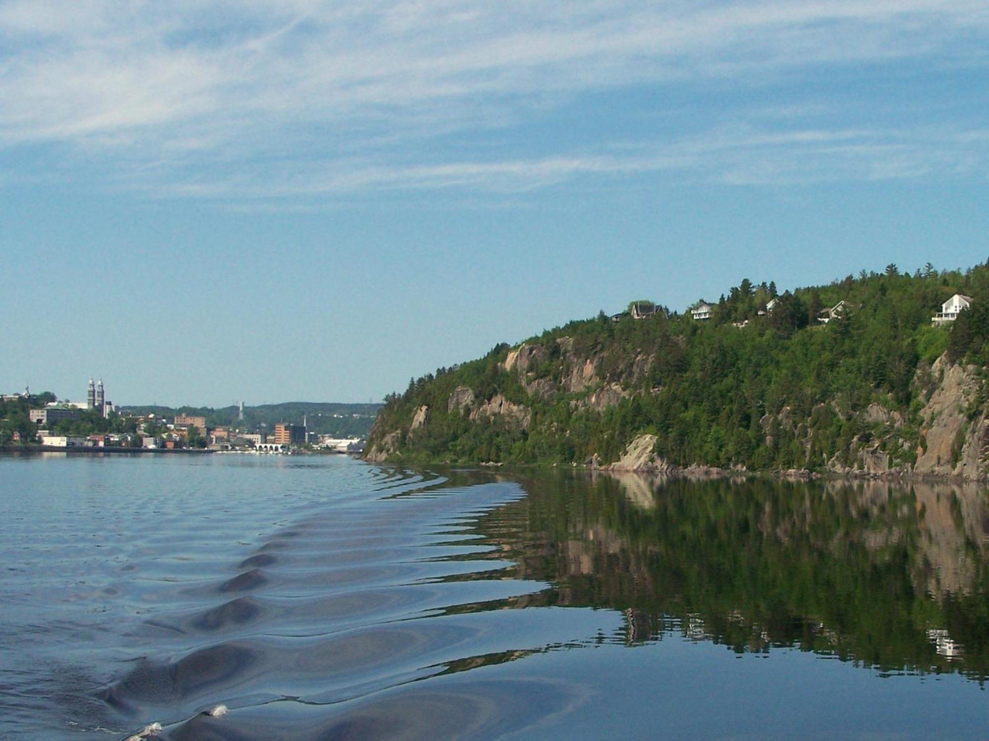 Auberge Centre Ville Chicoutimi Kültér fotó