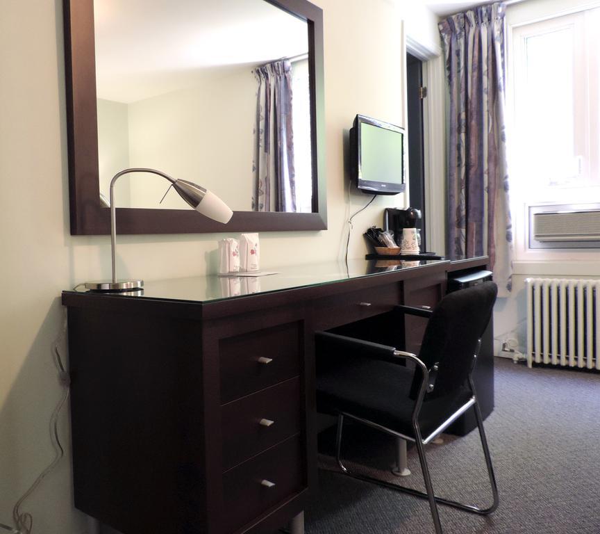 Auberge Centre Ville Chicoutimi Kültér fotó