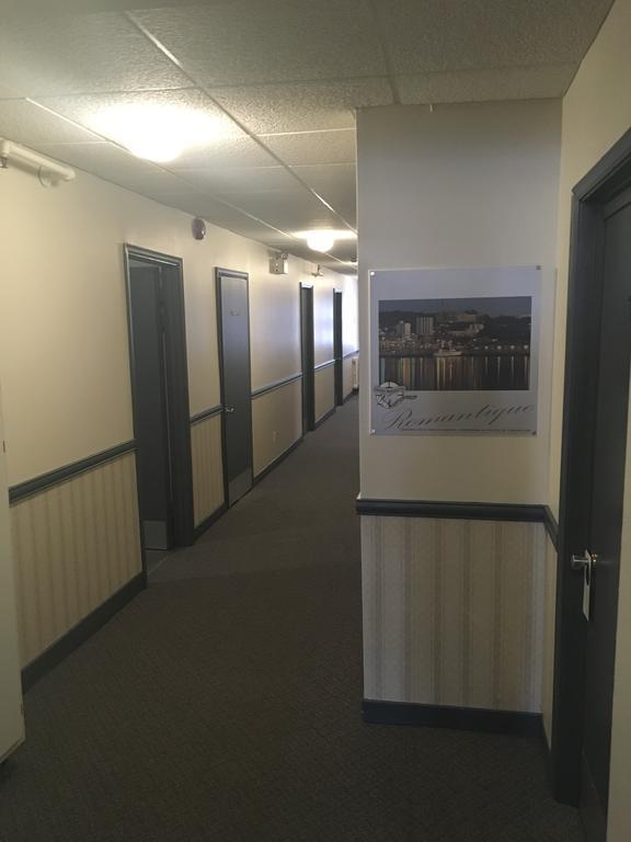 Auberge Centre Ville Chicoutimi Kültér fotó