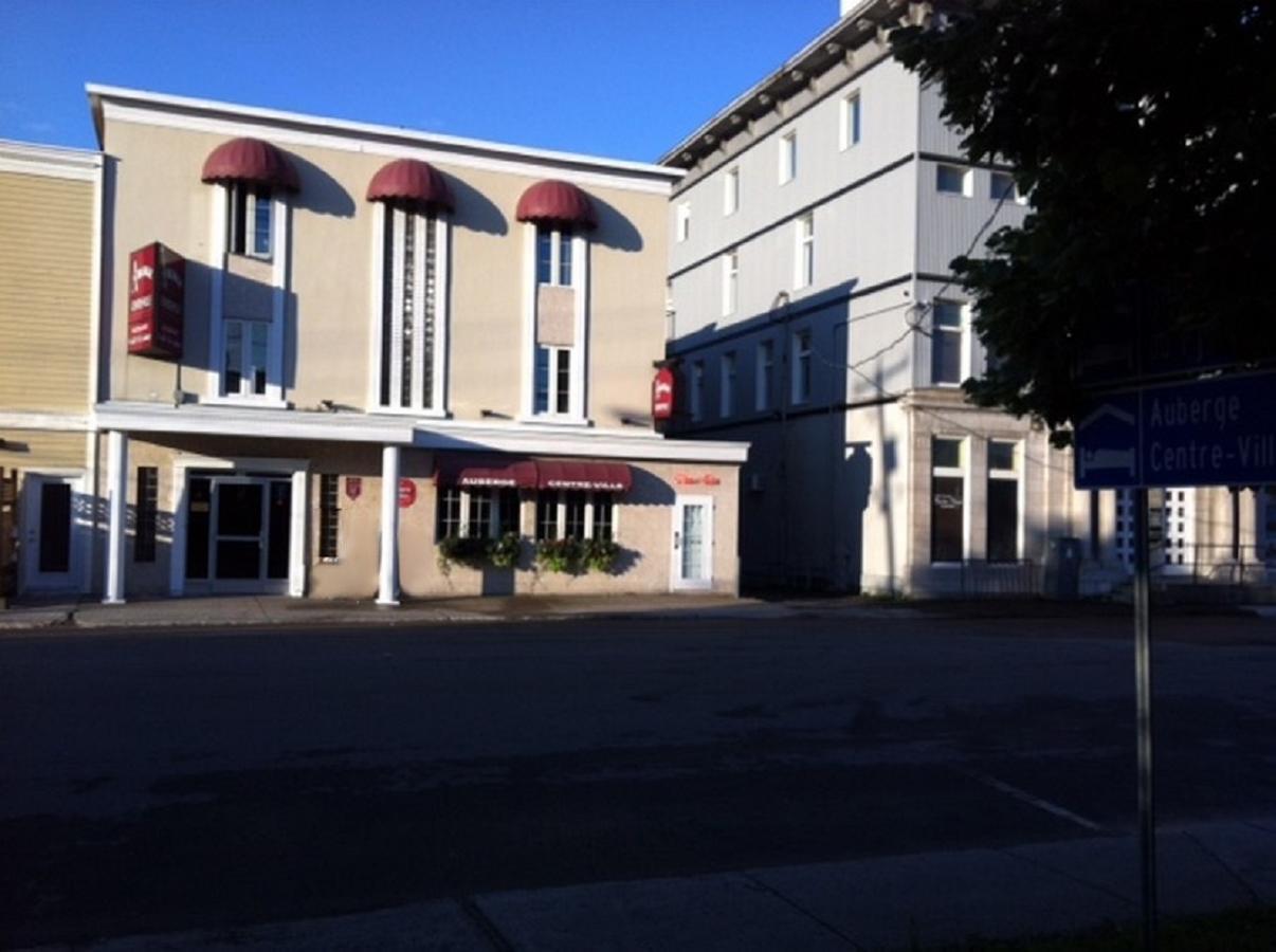 Auberge Centre Ville Chicoutimi Kültér fotó