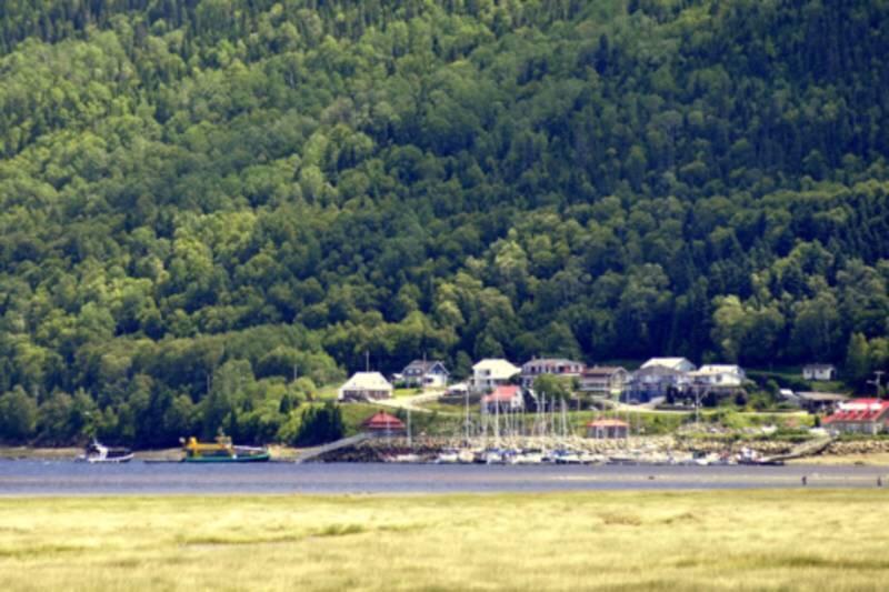 Auberge Centre Ville Chicoutimi Kültér fotó